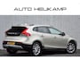 Volvo V40 Cross Country 1.5 T3 Polar+ Luxury | Pano-dak | Trekhaak | NL-Auto |