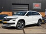 Skoda Kodiaq 1.5 TSI Sportline Business, adapt. Cruise, Pano, Trekhaak, Automaat, Carplay, Sfeerverlichting, digitaal dashboard.