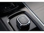 Volvo XC60 2.0 T8 Plug-in hybrid AWD Plus Black Edition | Adaptieve Cruise Control | Panoramadak | Stoel-/Stuur-/Voorruitverwarming | Dodehoek Detectie | 360° Parkeercamera |