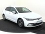Volkswagen Golf 1.4 eHybrid Style | SoH 97% | Navigatie | Adaptieve cruise control | Achteruitrijcamera | LED Plus verlichting | Stoel- en stuurwielverwarming | Dodehoek detectie | Elektrisch verstelbare besturing met geheugen |