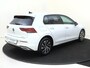 Volkswagen Golf 1.4 eHybrid Style | SoH 97% | Navigatie | Adaptieve cruise control | Achteruitrijcamera | LED Plus verlichting | Stoel- en stuurwielverwarming | Dodehoek detectie | Elektrisch verstelbare besturing met geheugen |