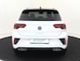 Volkswagen T-Roc 1.5 TSI R-Line | Trekhaak | Parkeerassistent | Achteruitrijcamera | Adaptieve cruise control | Digital cockpit pro | Stoelverwarming | CarPlay | Navigatie |