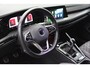 Volkswagen Golf 1.5 TSI HIGHLINE BUSINESS R | R LINE | KEYLESS | 19" BERGAMO | CAMERA | LED | DODEHOEK | ACC | SFEERVERLICHTING |