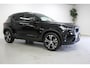 Volvo XC40 1.5 T2 Momentum Core | WEGKL-TRHAAK | DAB | DONKER-GLAS | PDC | 19'LMV | CARPLAY | NAVIGATIE |