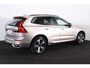Volvo XC60 T6 Recharge AWD Plus Dark - LONG RANGE - Panorama/schuifdak - IntelliSafe Assist & Surround - 360º Camera - Harman/Kardon audio - Adaptieve LED koplampen - Verwarmde voorstoelen, stuur & achterbank - Parkeersensoren voor & achter - Elektr. bedienb. voorstoelen met geheugen - Draadloze tel. lader - Extra getint glas - Elektr. inklapbare trekhaak - 19' LMV