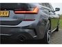 BMW 3-Serie Touring 318i M Pakket Laser licht! | Leer | Carplay | Stoelverw | Camera | Zeer Mooi en verzorgd exemplaar!
