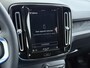 Volvo XC40 Recharge Core 70 kWh | ACHTERUITRIJCAMERA | APPLE CARPLAY | CRUISE CONTROL | DRAADLOZE TELEFOON LADER | RIJKLAARPRIJS INCL. 12 MND BOVAG GARANTIE