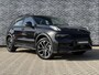 Lynk & Co 01 1.5 Core PHEV | Luxe SUV met 1.800 kg trekvermogen | Nieuw model | LM velgen 19 inch | Adaptive Cruise Control | Premium Audio Systeem | Apple Carplay/Android Auto | Stoelverwarming | Achteruitrijcamera | Keyless Entry