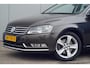 Volkswagen Passat Variant 1.8 TSI Highline / NL-Auto / Side-Assist / 7 Zitpl. / Navi / Cruise / Trekhaak / Stoelverw.