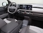 Kia EV3 Air 81.4 kWh | Batterijverwarming | Navigatie | Dual Zone Climate Control | LED-koplampen | Parkeersensoren |