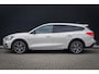 Ford Focus Wagon Focus 1.0 E.B. Active Business Wagon  | AUTOMAAT | Wegklap Trekhaak | Elektrische Klep | Camera | Adapt. Cruise | Elektrische stoel | Winter-pack | Standkachel | Apple Carplay & Android Auto