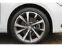SEAT Leon Sportstourer 1.4 TSI 204pk eHybrid PHEV FR DSG AUTOMAAT / Navigatie / APP / LM 18 inch / Camera / Park Assist / Full LED / Keyless