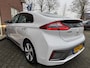 Hyundai Ioniq Premium EV SOH 100% / SCHUIF.KANTELDAK / CAMERA / ELEK.STOEL+MEM
