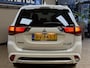 Mitsubishi Outlander 2.0 PHEV instyle | Navi | Stoel, Stuur & voorruit verw | Rockford | 18" | 100% Onderhouden!