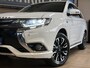 Mitsubishi Outlander 2.0 PHEV instyle | Navi | Stoel, Stuur & voorruit verw | Rockford | 18" | 100% Onderhouden!