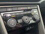 Volkswagen T-Roc 1.0 TSi Style Business | NAV. | PANORAMA | CAMERA | 18" |