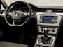 Volkswagen Passat 1.4 TSI ACT Sport 150Pk Automaat (PANORAMADAK, APPLE CARPLAY, NAVIGATIE, CAMERA, STOELVERWARMING ACHTER, ADAPTIVE CRUISE, GETINT GLAS, TREKHAAK, LED KOPLAMPEN, NIEUWSTAAT)