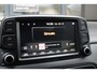 Hyundai Kona 1.0T Premium | Achteruitrijcamera | Cruise control | Keyless entry
