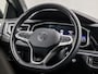 Volkswagen Taigo 1.0 TSI R-Line Sport Automaat (2X R-LINE, VIRTUAL COCKPIT, APPLE CARPLAY, GROOT NAVI, SFEERVERLICHTING, GETINT GLAS, STOELVERWARMING, ADAPTIVE CRUISE, NIEUWSTAAT)