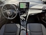 Toyota Yaris Cross 1.5 Hybrid 130 TeamPlayer Automaat Dynamic / tot 10 jaar Garantie / Winter Pakket / Safety Pakket / Adaptief CC / Stuur-, Stoel en voorruitverwarming / Draadloze telefoon lader / Apple Carplay Android Auto / Achteruitrijcamera /