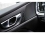 Volvo V60 2.0 T6 Recharge AWD Inscription | Panoramadak | 360 camera | Stoel- en stuurverwarming | Standkachel | Adaptive cruise control | Navigatie | Apple Carplay / Android Auto | Dode hoek detectie BLIS |
