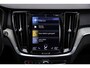Volvo V60 2.0 T6 Recharge AWD Inscription | Panoramadak | 360 camera | Stoel- en stuurverwarming | Standkachel | Adaptive cruise control | Navigatie | Apple Carplay / Android Auto | Dode hoek detectie BLIS |