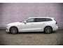 Volvo V60 2.0 T6 Recharge AWD Inscription | Panoramadak | 360 camera | Stoel- en stuurverwarming | Standkachel | Adaptive cruise control | Navigatie | Apple Carplay / Android Auto | Dode hoek detectie BLIS |