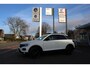 Volkswagen T-Roc 1.5 TSI 150pk Sport Black Style DSG AUTOMAAT / Panorama dak / Navigatie / LM 18 inch / Camera / Parkeersensoren / Elektr klep