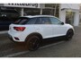 Volkswagen T-Roc 1.5 TSI 150pk Sport Black Style DSG AUTOMAAT / Panorama dak / Navigatie / LM 18 inch / Camera / Parkeersensoren / Elektr klep