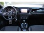 Volkswagen T-Roc 1.5 TSI 150pk Sport Black Style DSG AUTOMAAT / Panorama dak / Navigatie / LM 18 inch / Camera / Parkeersensoren / Elektr klep