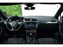 Volkswagen Tiguan 1.5 TSI ACT Highline Business R | Pano-dak | Trekhaak | NL-Auto |