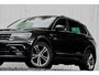 Volkswagen Tiguan 1.5 TSI ACT Highline Business R | Pano-dak | Trekhaak | NL-Auto |