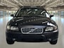 Volvo XC70 2.5 T Momentum Incl. BTW, Rijklaar+Garantie, schuifdak, trekhaak...