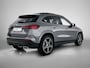 Mercedes-Benz GLA 180 Business Solution AMG | Trekhaak | MULTIBEAM LED | Nightpakket | Panoramaschuifdak | Smartphone Integratie | Keyless-Go comfortpakket | EASY PACK achterklep |