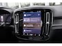 Volvo XC40 Extended Range Ultimate 82 kWh | Schuif/kanteldak | BLIS | 360 Camera | Trekhaak | H&K Audio | 20" LMV