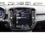 Volvo XC40 Extended Range Ultimate 82 kWh | Schuif/kanteldak | BLIS | 360 Camera | Trekhaak | H&K Audio | 20" LMV