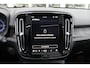 Volvo XC40 Extended Range Ultimate 82 kWh | Schuif/kanteldak | BLIS | 360 Camera | Trekhaak | H&K Audio | 20" LMV
