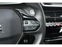 Peugeot e-2008 EV GT 50 kWh 3 Fase | Schuif-/Kanteldak | Stoelverwarming | Alcantara | Achteruitrijcamera | Voorruitverwarming | Navigatie | !!