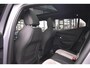 Peugeot e-2008 EV GT 50 kWh 3 Fase | Schuif-/Kanteldak | Stoelverwarming | Alcantara | Achteruitrijcamera | Voorruitverwarming | Navigatie | !!