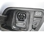 Peugeot e-2008 EV GT 50 kWh 3 Fase | Schuif-/Kanteldak | Stoelverwarming | Alcantara | Achteruitrijcamera | Voorruitverwarming | Navigatie | !!