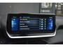 Peugeot e-2008 EV GT 50 kWh 3 Fase | Schuif-/Kanteldak | Stoelverwarming | Alcantara | Achteruitrijcamera | Voorruitverwarming | Navigatie | !!