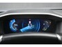 Peugeot e-2008 EV GT 50 kWh 3 Fase | Schuif-/Kanteldak | Stoelverwarming | Alcantara | Achteruitrijcamera | Voorruitverwarming | Navigatie | !!