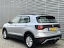 Volkswagen T-Cross 1.0 TSI Life / Camera / Trekhaak / Climate controle / App connect / P4