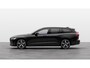 Volvo V60 2.0 T8 Plug-in hybrid AWD Plus Perform. Ed. Dark | 19" 5-triplespaaks Glossy Black Diamond Cut | Extra getint glas achter | Panoramisch schuif/kantel dak | Lederen bekleding