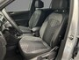 Volkswagen Tiguan R-Line Business+ 1.4 TSI eHybrid 245pk DSG Automaat Trekhaak, Panoramadak, Adaptive cruise control, Elektrische achterklep, LED matrix koplampen