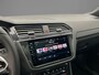 Volkswagen Tiguan R-Line Business+ 1.4 TSI eHybrid 245pk DSG Automaat Trekhaak, Panoramadak, Adaptive cruise control, Elektrische achterklep, LED matrix koplampen