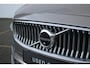 Volvo V90 B4 197PK Inscription | Panoramisch Schuif-/Kanteldak | Adaptive Cruise & Pilot Assist | 360 Camera | Keyless Entry | Elektrisch verstelbare voorstoelen met geheugen en massagefunctie | Stoel & Stuurverwarming |