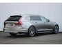 Volvo V90 B4 197PK Inscription | Panoramisch Schuif-/Kanteldak | Adaptive Cruise & Pilot Assist | 360 Camera | Keyless Entry | Elektrisch verstelbare voorstoelen met geheugen en massagefunctie | Stoel & Stuurverwarming |
