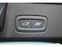 Volvo V90 B4 197PK Inscription | Panoramisch Schuif-/Kanteldak | Adaptive Cruise & Pilot Assist | 360 Camera | Keyless Entry | Elektrisch verstelbare voorstoelen met geheugen en massagefunctie | Stoel & Stuurverwarming |