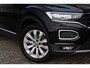 Volkswagen T-Roc 1.5 TSI Sport | ACC | Camera | Trekhaak |